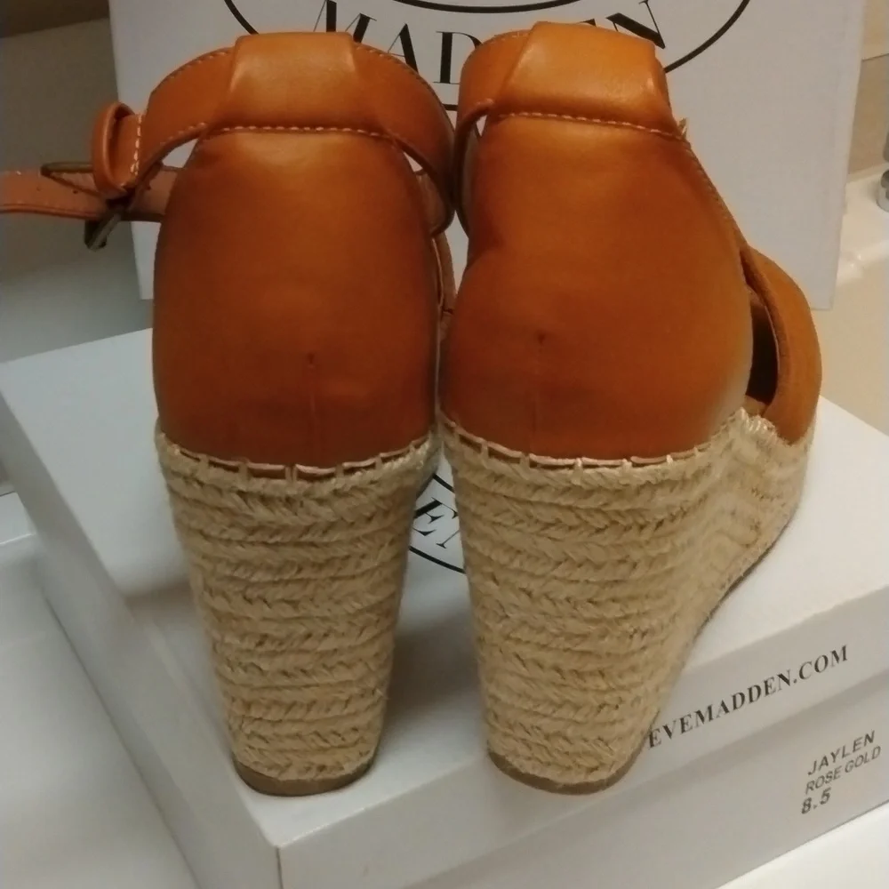 Steve Madden questions leave